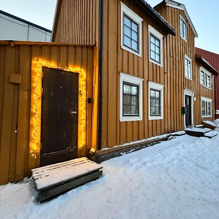 Aurora - Aurora Center *